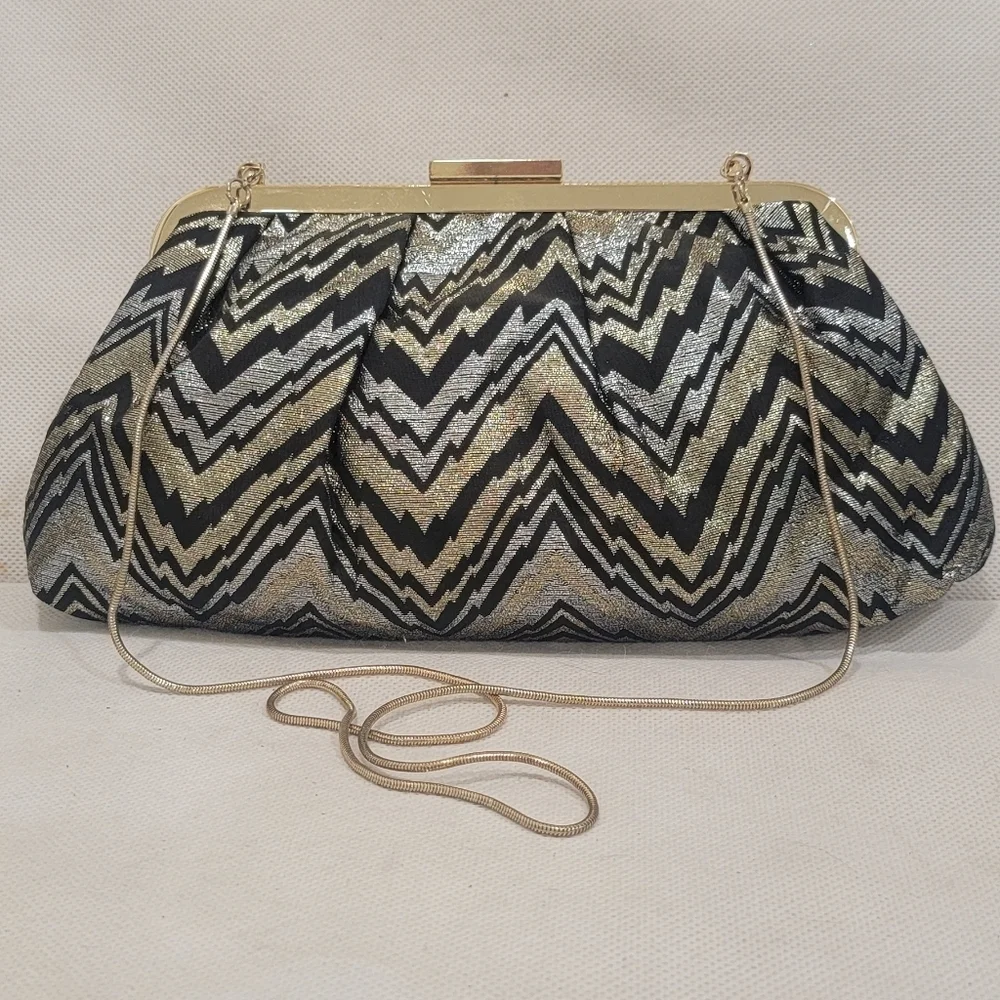 MINT - TRINA TURK CLUTCH WITH CROSSBODY STRAP